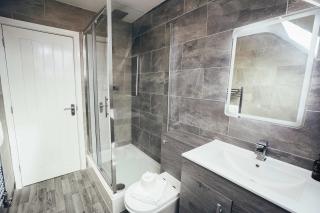Hen & Chickens Luxury Apartments, Free Parking, By DerBnB - Derby - 6
