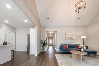Modern 4BR Home with Game Room and Fire Pit - Near Downtown Cullman - Cullman - 4