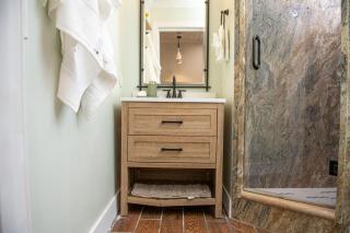 King Bed-Step to Madeira Beach-Heated Pool-Private - St Pete Beach - 1