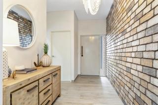 Aura Luxe Family Stay - Berrimah - 1