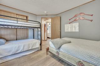 The Lakeside Shack on West Lake Okoboji - 7