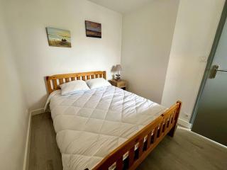 Étel : Appartement 3 pièces, vue mer, balcon, parking privé - FR-1-479-232 - Étel - 4