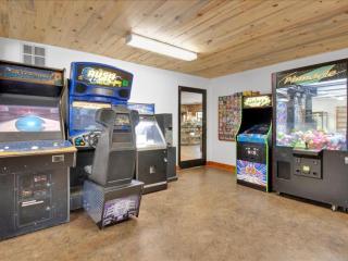 Lovely 1BR Cottage with Loft - 7