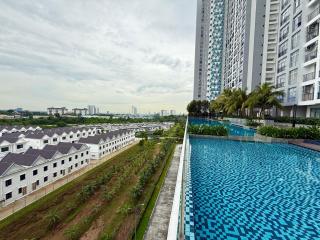 Family Park Midas Seri Alam Netlfix By STAY - Masai - 2