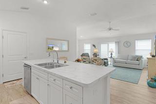 Luxurious 2 Bedroom Villa - 7