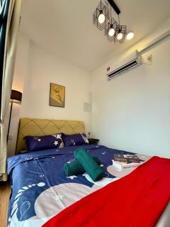 Couple Park Midas Seri Alam Netlfix By STAY - Masai - 0