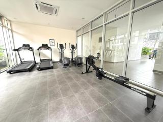 Couple Park Midas Seri Alam Netlfix By STAY - Masai - 6