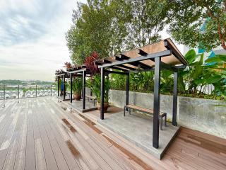Couple Park Midas Seri Alam Netlfix By STAY - Masai - 4