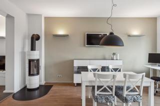 Modernes Apartment mit Kamin und Doppelbalkon - Cottbus - 6