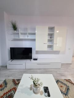 Miulio Apartments - Mamaia - 4