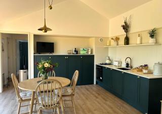 Hillbyre - Limpley Stoke - 7