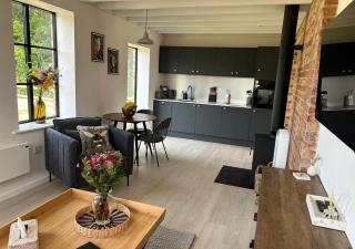 Gatehouse - Limpley Stoke - 3