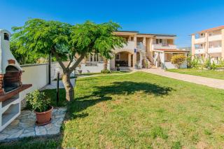 Apartments Juracak Josip i Mira - Grbe - 8