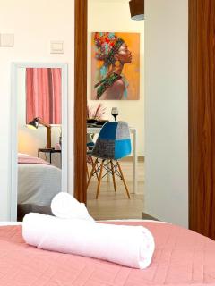Sunset Balcony and Espresso Station Apartment - Larnaca - 3