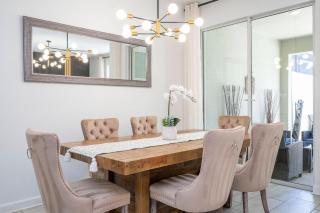 Beautiful 4 BR close to Disney - 6