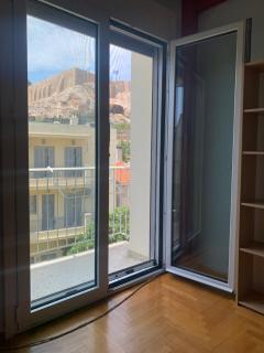 Chic Plaka Retreat with Acropolis view in the heart of Historic Athens city - 2