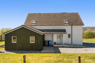 Arus 3 Bedroom House - Achachork - Portree - 0