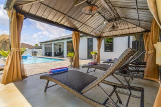 Perfect Sunsets, Heated Pool & Spa, Private Cabana - Pearlstone Retreat - Roelens - Cape Coral - 0