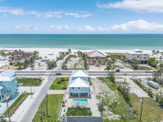 Prime Location, Heated Pool, Game Room - FMB- Beach Please - Roelens - 5