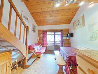 Centre, 2 pièces + mezzanine, balcon, ascenseur, 6 couchages - FR-1-241-59 - Le Grand-Bornand - 0