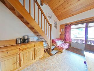Centre, 2 pièces + mezzanine, balcon, ascenseur, 6 couchages - FR-1-241-59 - Le Grand-Bornand - 5