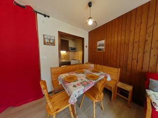 Studio 4 pers, centre village, proche commerces et pistes, TV incluse - FR-1-241-29 - Le Grand-Bornand - 6