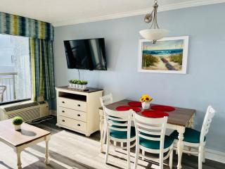559 Sunny Daze Oceanfront - Myrtle Beach - 3