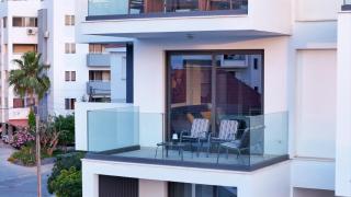 Sunset Balcony and Espresso Station Apartment - Larnaca - 6