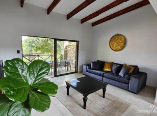 Riverside Self-Catering Accommodation - - 3