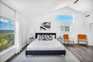 Thistle Hill Modern Barn Studio wt Amazing View! - 0