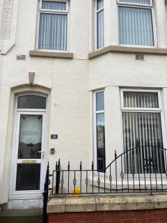 Spacious, Modern 3BR House, LFC, Free Parking - Liverpool - 9