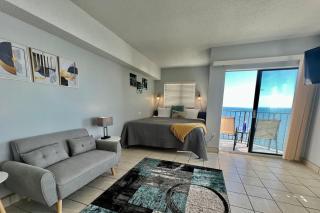 20th Floor Oceanfront Studio, King Bed P2003 - Myrtle Beach - 0