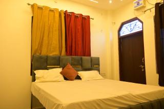 Bajrangbali guest house - Ayodhya - 3