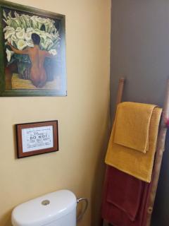 The Happy Town House , 300m from the metro station - 2