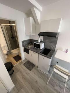 Studio A lumineux refait à neuf cœur historique de Troyes - Troyes - 8
