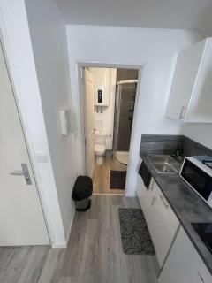 Studio A lumineux refait à neuf cœur historique de Troyes - Troyes - 5