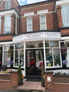The George Guest House - Bridlington - 9