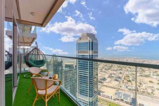 5 Stars Living Infinity Pool Burj Khalifa view - 2