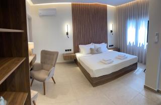 VASILAS Luxury Rooms & Suites - Agios Georgios - 5