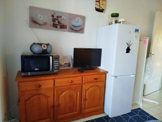 Front de mer pour ce t2 dans résidence avec piscine collective -4TRO94 - 1