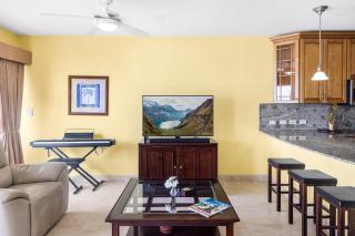 Cheerful Seascape Condo Happy Haven at Rainbow Beach Club - Cupe Coy - 1