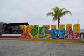 La Mexicana - - 2