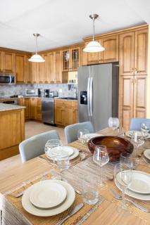 Cheerful Seascape Condo Happy Haven at Rainbow Beach Club - Cupe Coy - 5