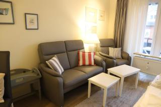 1-Zimmer-Appartement mit Einbauschränken und Doppelschrankbett - Westerland - 9