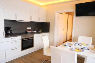 Modern eingerichtete, komfortable 2-Zimmer-Wohnung im 2. OG (Fahrstuhl vorh.) - Westerland - 0