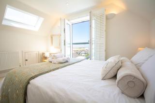 Ewyn Gwyn - Rhosneigr - 2