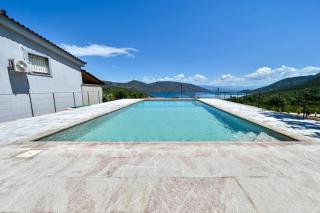 AURA Beach House - Skroponeria - 8