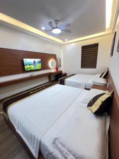 Lê Tâm E678 Hotel - Ha Long - 1