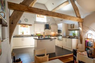 Cruck Barn Cottage - Barlow - 7
