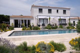charming family house with private pool, near the center of arles, quiet, in the camargue natural park – 8 people - Arles - 1